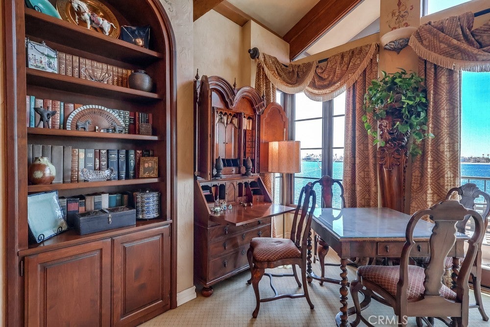 Long Beach, California, 90803, United States, 4 Bedrooms Bedrooms, ,4 BathroomsBathrooms,Residential,Active,1903219