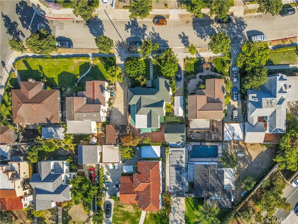 Glendale, California, 91206, United States, 4 Bedrooms Bedrooms, ,3 BathroomsBathrooms,Residential,Active,1963262