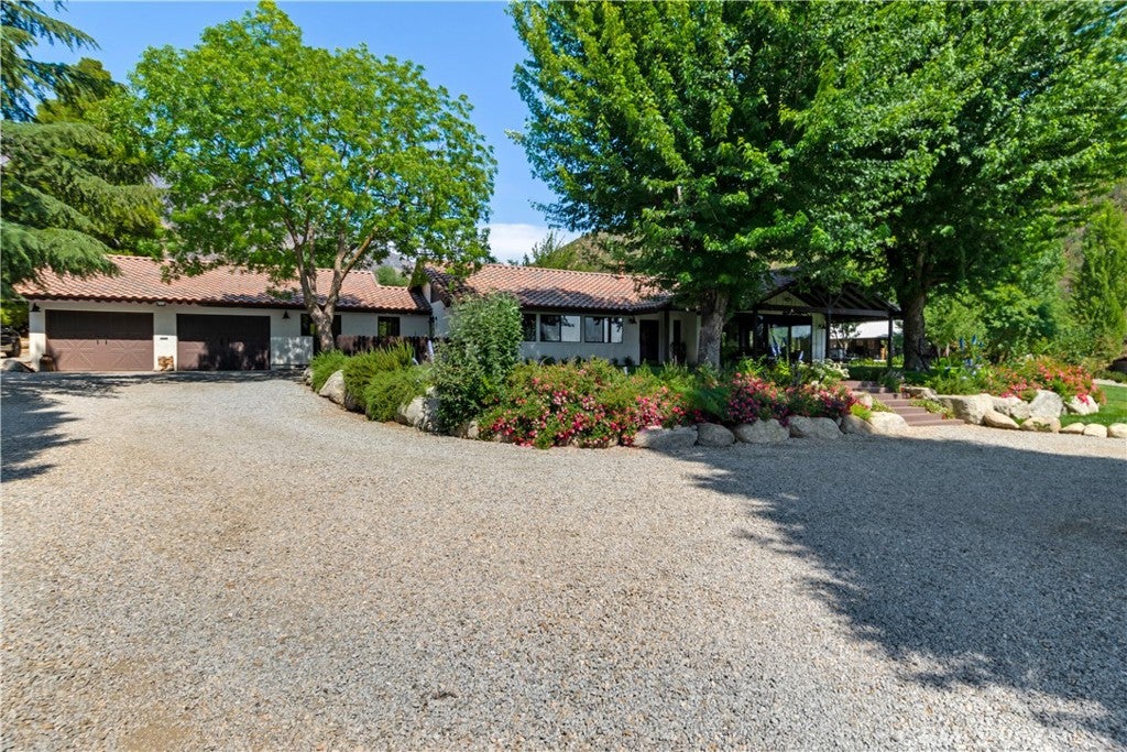 Oak Glen, California, 92399, United States, ,3 BathroomsBathrooms,Residential,Pending,1782592