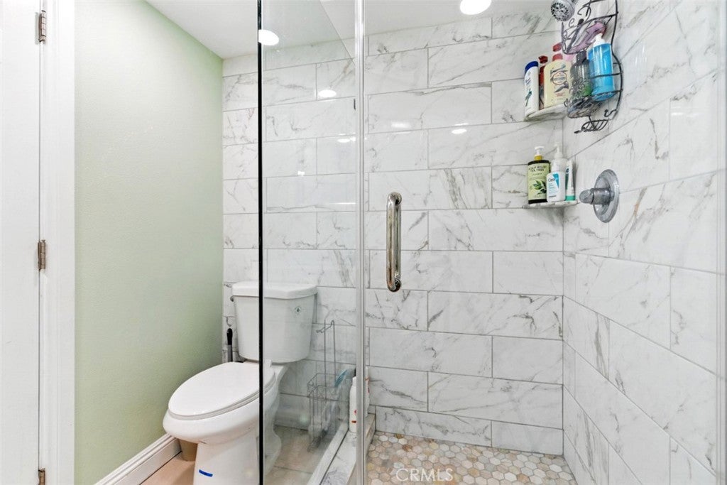 La Habra, California, 90631, United States, 6 Bedrooms Bedrooms, ,4 BathroomsBathrooms,Residential,Active,1929656