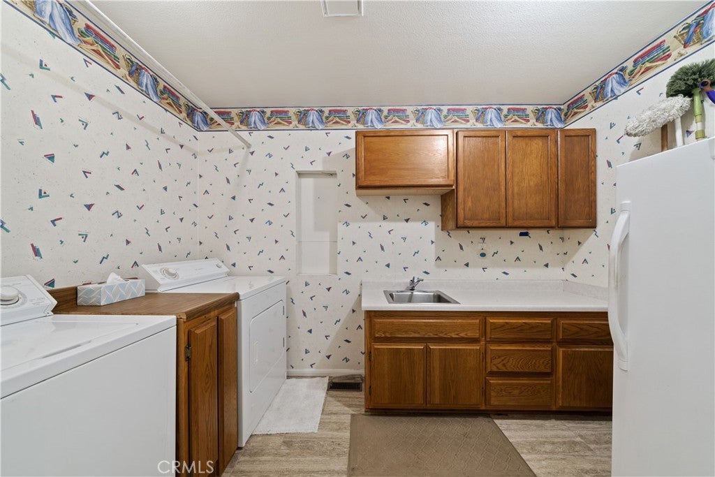 Big Bear Lake, California, 92315, United States, 4 Bedrooms Bedrooms, ,4 BathroomsBathrooms,Residential,Active,1858708