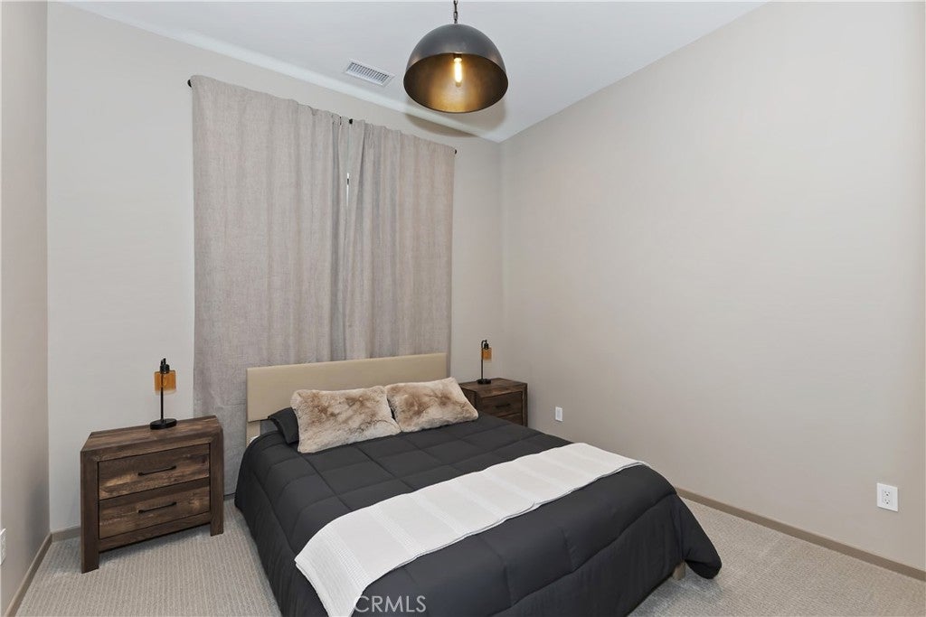 Lake Arrowhead, California, 92352, United States, 3 Bedrooms Bedrooms, ,3 BathroomsBathrooms,Residential,Active,1972160