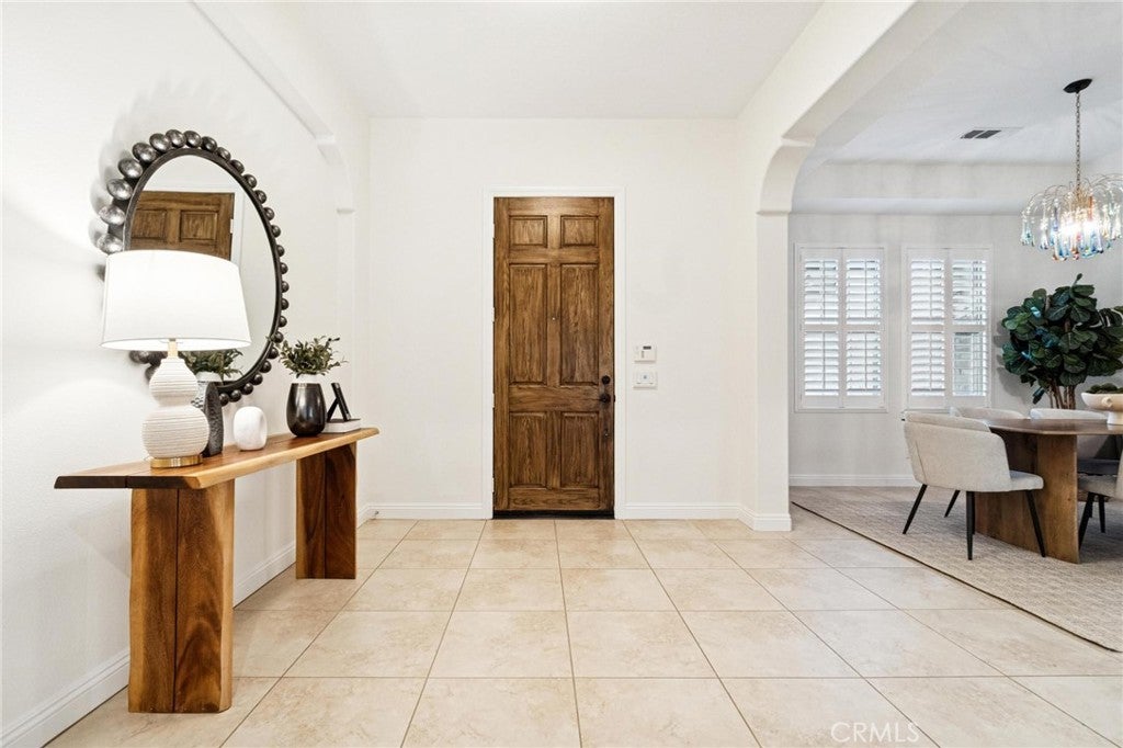 Canyon Country, California, 91387, United States, 3 Bedrooms Bedrooms, ,4 BathroomsBathrooms,Residential,Active,2015235