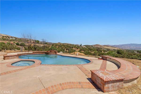 6324 QUAIL RD, AGUA DULCE, CA 91390, photo 5 of 43