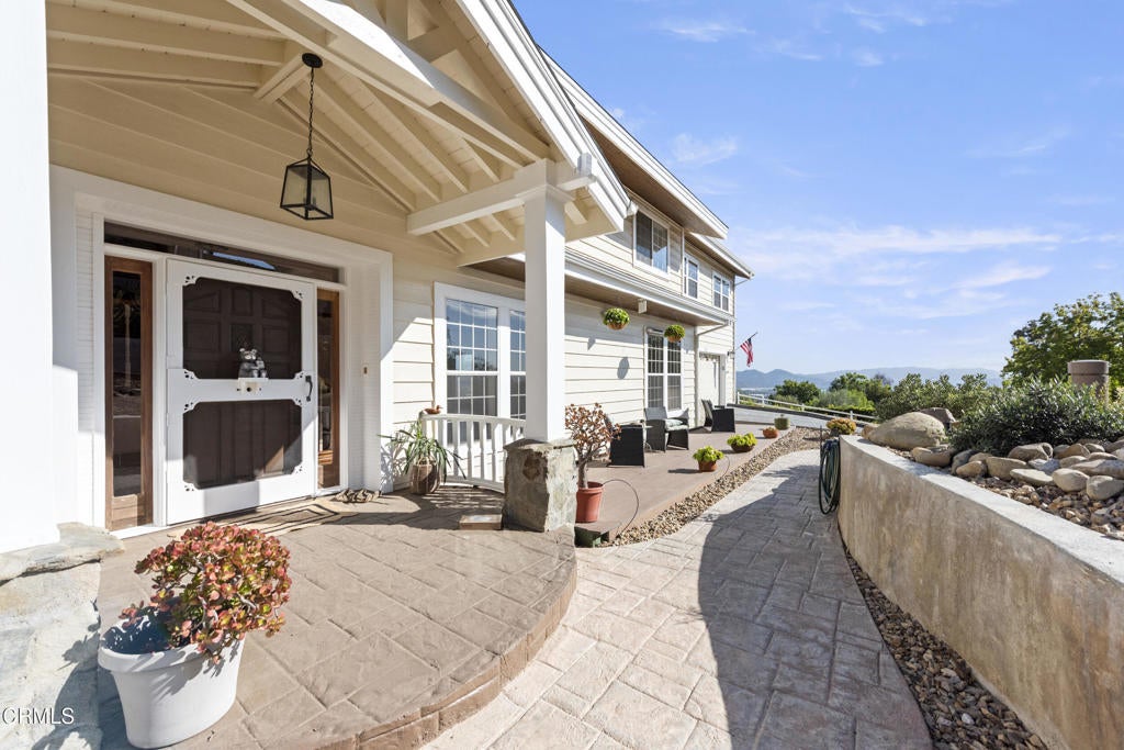 Camarillo, California, 93010, United States, 6 Bedrooms Bedrooms, ,4 BathroomsBathrooms,Residential,Active,1953410