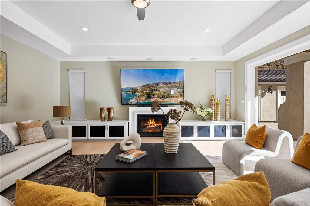 Walnut, California, 91789, United States, 5 Bedrooms Bedrooms, ,7 BathroomsBathrooms,Residential,Active,1903230