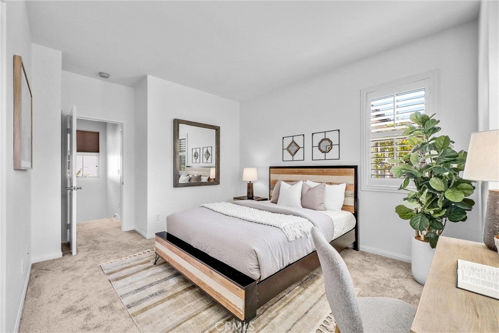 Irvine, California, 92618, United States, 3 Bedrooms Bedrooms, ,3 BathroomsBathrooms,Residential,Contingent,1986914