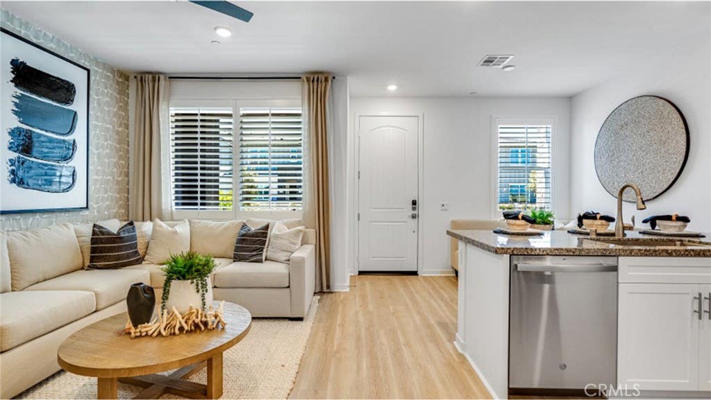 2812 E SCHUMACHER PASEO  