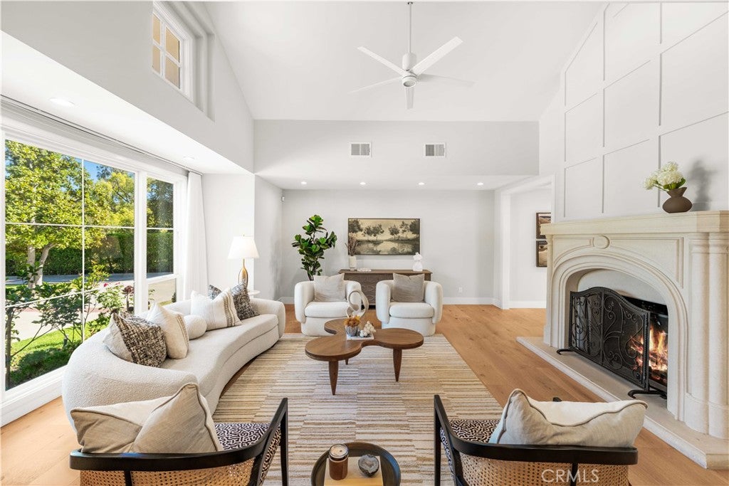 Pasadena, California, 91107, United States, 5 Bedrooms Bedrooms, ,6 BathroomsBathrooms,Residential,Active,1941367