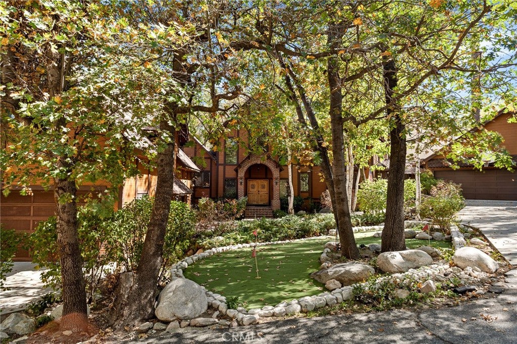 Lake Arrowhead, California, 92352, United States, 4 Bedrooms Bedrooms, ,4 BathroomsBathrooms,Residential,Active,1824526