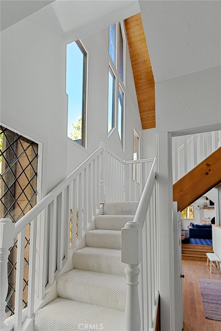 Lake Arrowhead, California, 92352, United States, 4 Bedrooms Bedrooms, ,4 BathroomsBathrooms,Residential,Active,2001372