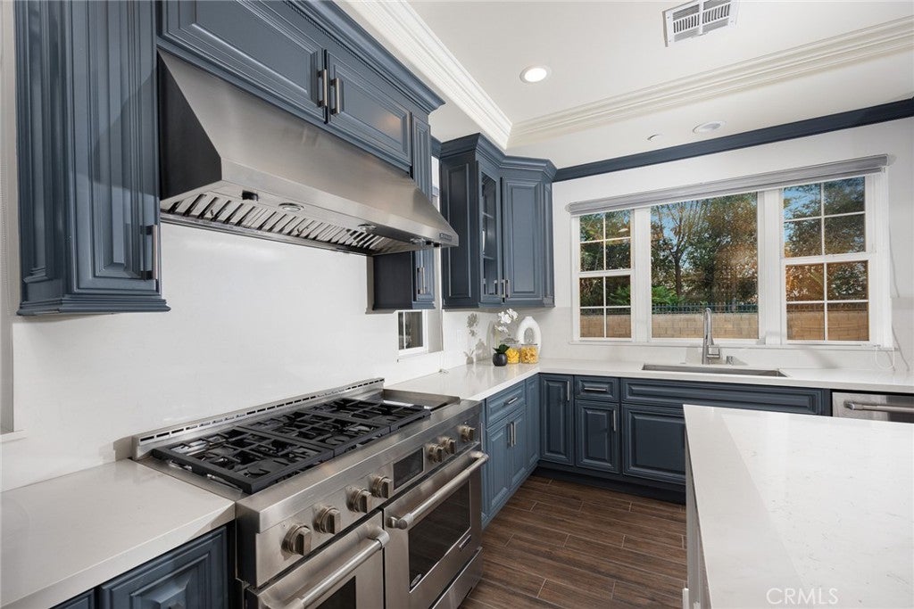 Arcadia, California, 91007, United States, 5 Bedrooms Bedrooms, ,6 BathroomsBathrooms,Residential,Active,1941105