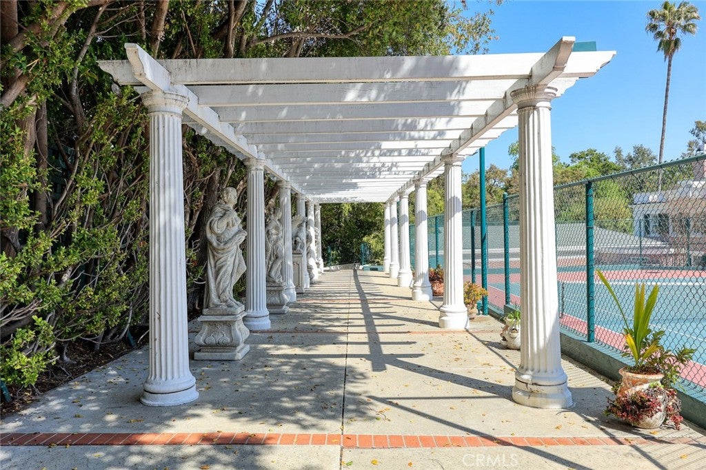 San Marino, California, 91108, United States, 6 Bedrooms Bedrooms, ,6 BathroomsBathrooms,Residential,Active,2008270