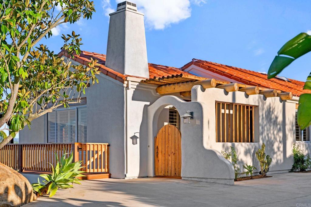 Escondido, California, 92026, United States, 3 Bedrooms Bedrooms, ,2 BathroomsBathrooms,Residential,Active,1972147