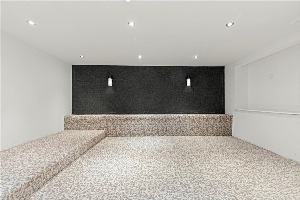Los Angeles, California, 90046, United States, 3 Bedrooms Bedrooms, ,4 BathroomsBathrooms,Residential,Active,1862862