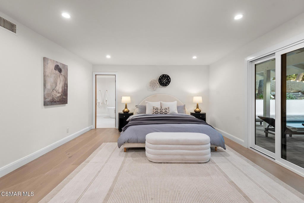 Westlake Village, California, 91361, United States, 4 Bedrooms Bedrooms, ,4 BathroomsBathrooms,Residential,Active,1867926