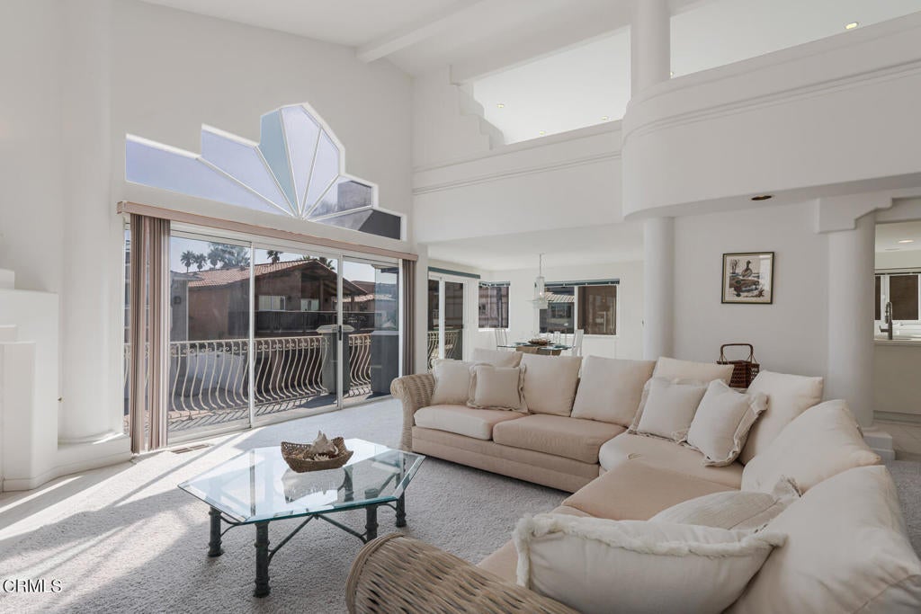 Oxnard, California, 93035, United States, ,4 BathroomsBathrooms,Residential,Active,1832335