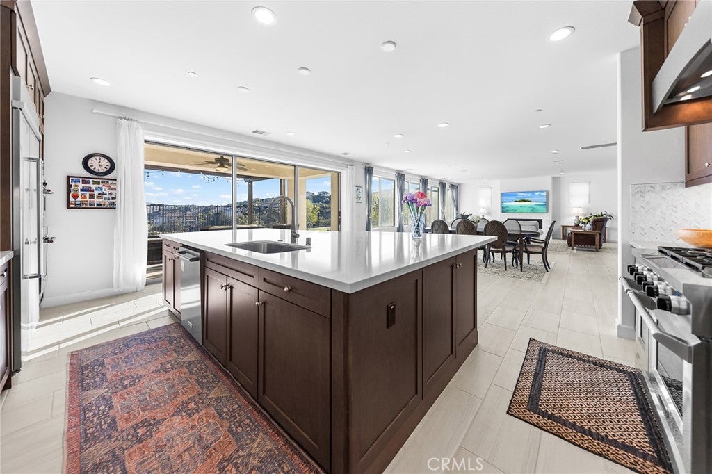 Chino Hills, California, 91709, United States, 5 Bedrooms Bedrooms, ,6 BathroomsBathrooms,Residential,Active,1986885