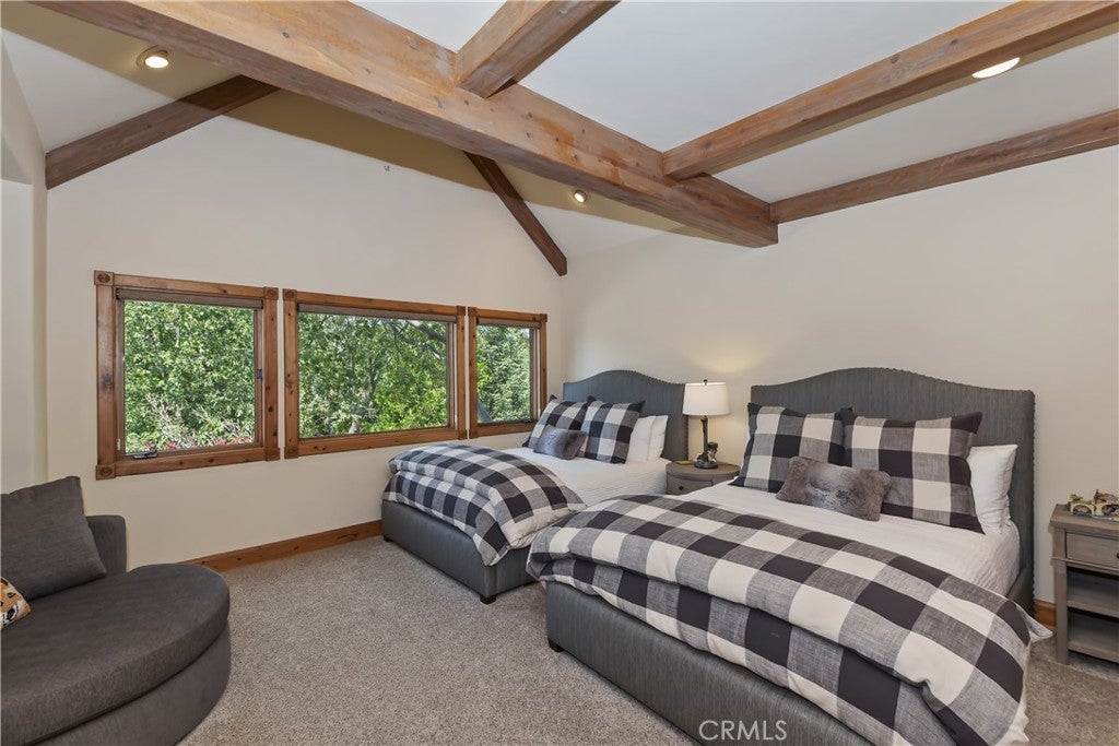 Lake Arrowhead, California, 92352, United States, 4 Bedrooms Bedrooms, ,5 BathroomsBathrooms,Residential,Active,1897983