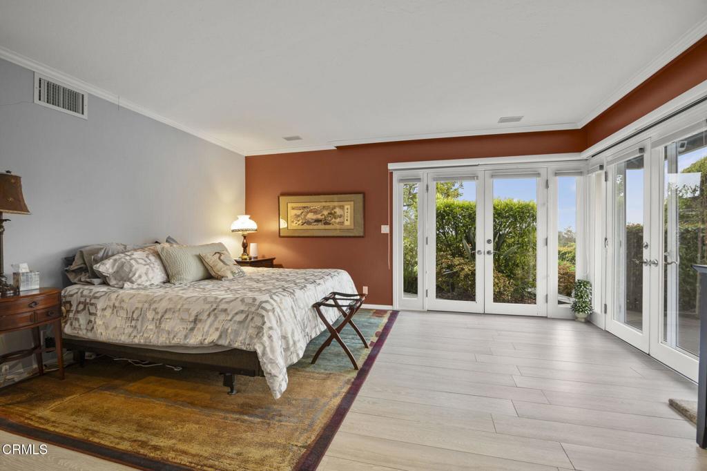 Camarillo, California, 93010, United States, 4 Bedrooms Bedrooms, ,4 BathroomsBathrooms,Residential,Active,1853313