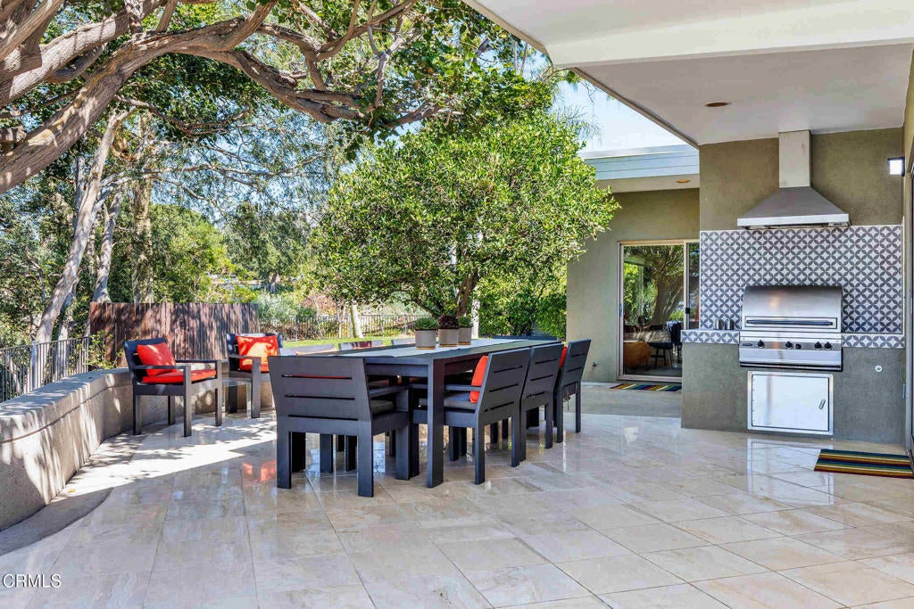 Pasadena, California, 91107, United States, 5 Bedrooms Bedrooms, ,5 BathroomsBathrooms,Residential,Active,1941341