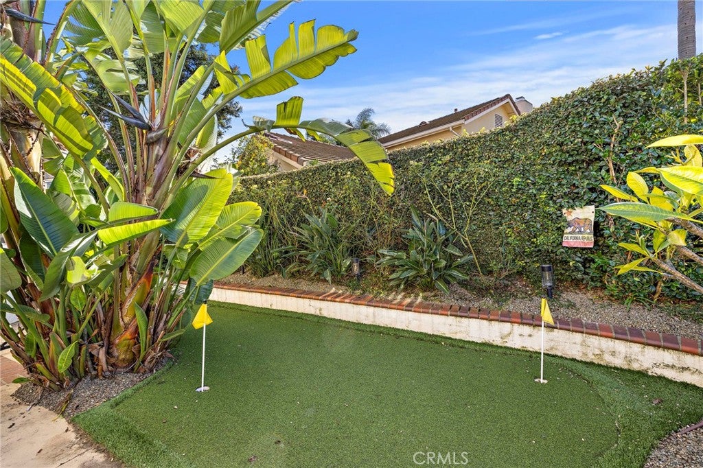 Laguna Niguel, California, 92677, United States, 5 Bedrooms Bedrooms, ,4 BathroomsBathrooms,Residential,Active,2010144