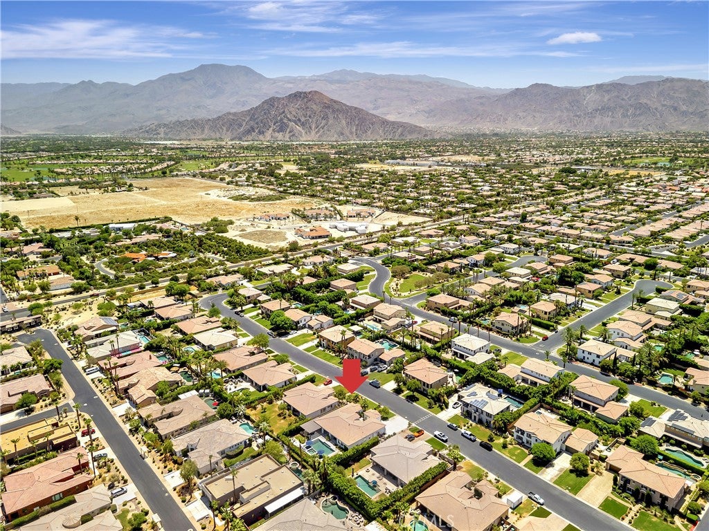 Indio, California, 92201, United States, 6 Bedrooms Bedrooms, ,5 BathroomsBathrooms,Residential,Active,1880350