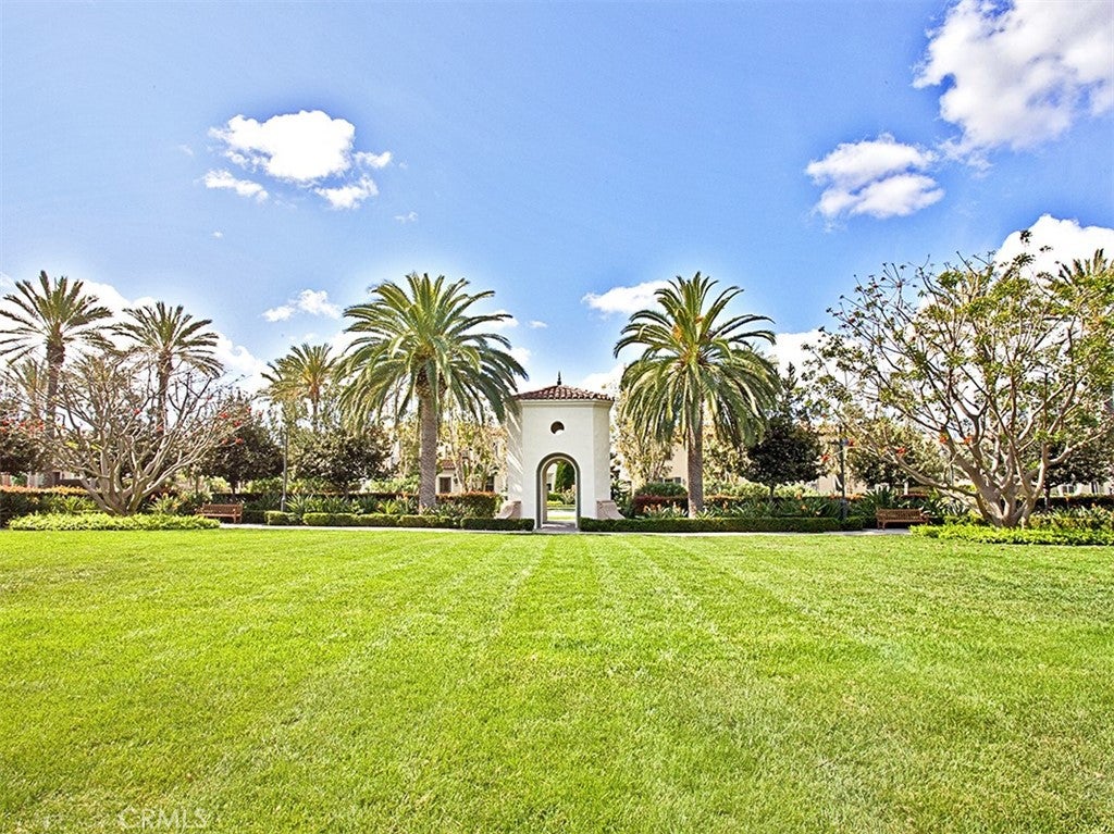 Irvine, California, 92618, United States, 3 Bedrooms Bedrooms, ,3 BathroomsBathrooms,Residential,Contingent,1986914