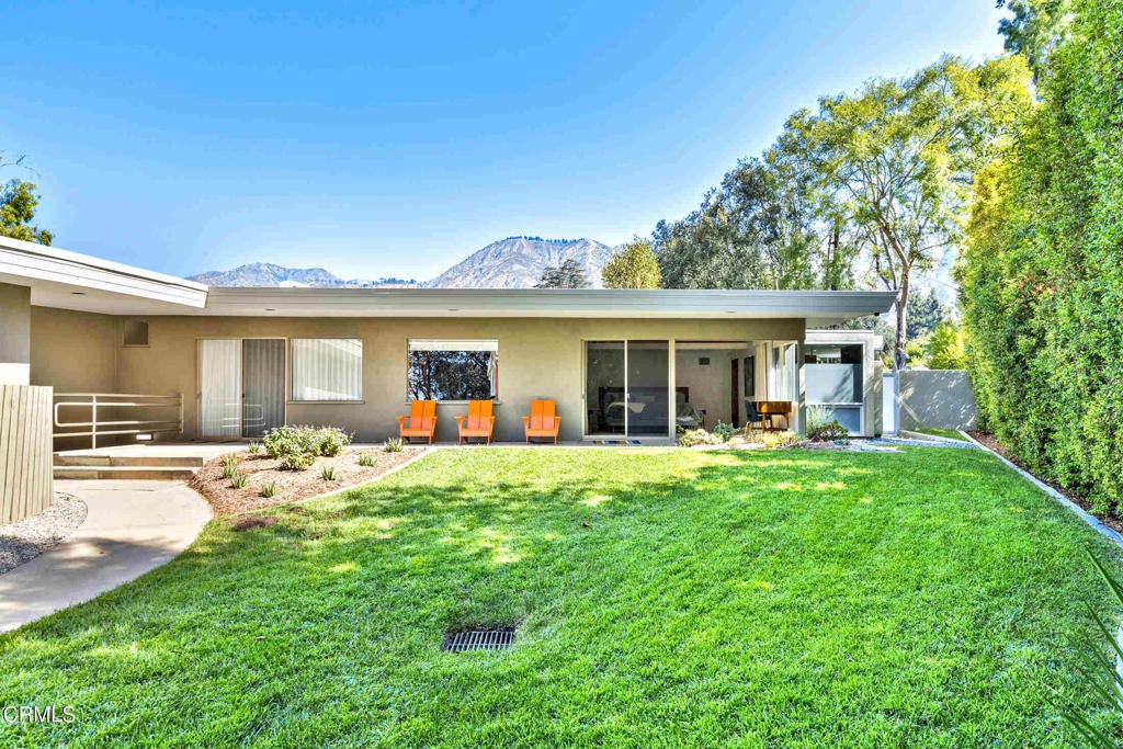 Pasadena, California, 91107, United States, 5 Bedrooms Bedrooms, ,5 BathroomsBathrooms,Residential,Active,1941341