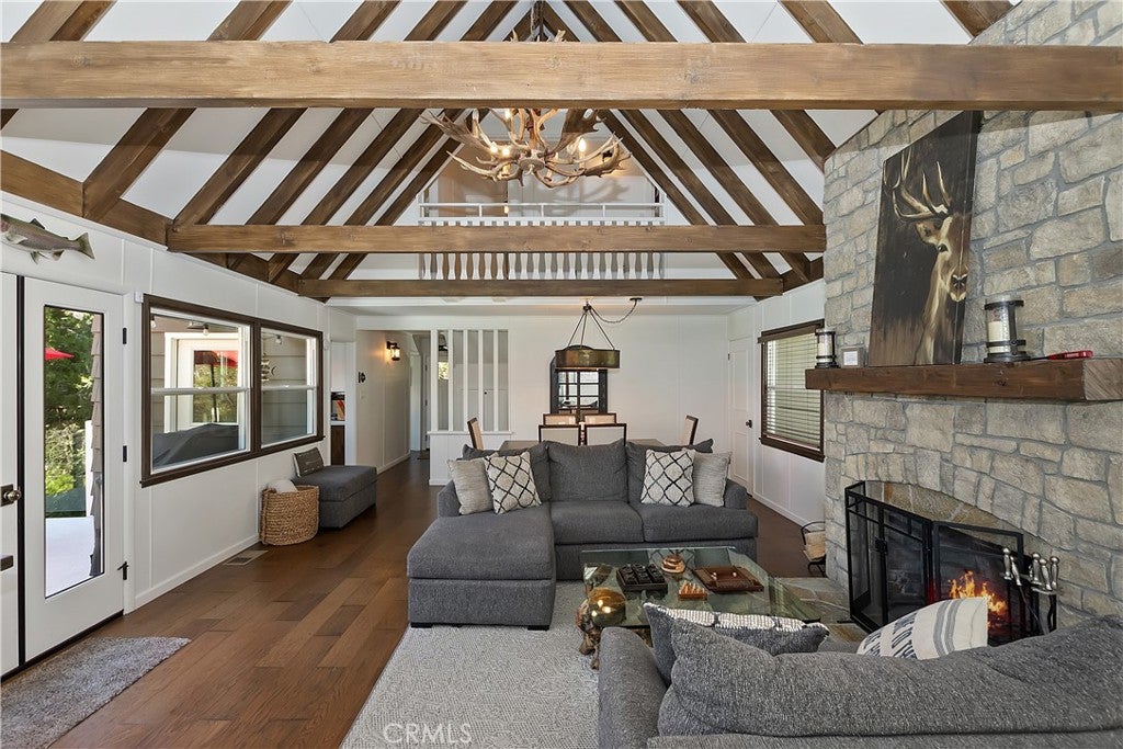 Lake Arrowhead, California, 92352, United States, 4 Bedrooms Bedrooms, ,3 BathroomsBathrooms,Residential,Active,1786792