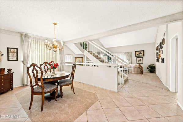 609 HOLLYBURNE LN, THOUSAND OAKS, CA 91360, photo 4 of 45