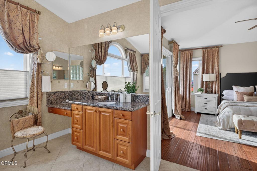 Camarillo, California, 93012, United States, 5 Bedrooms Bedrooms, ,6 BathroomsBathrooms,Residential,Active,2006970