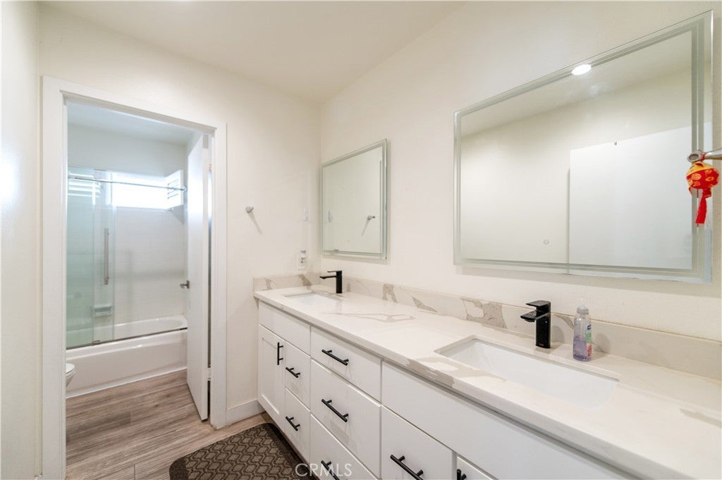 La Verne, California, 91750, United States, 5 Bedrooms Bedrooms, ,4 BathroomsBathrooms,Residential,Active,1965796