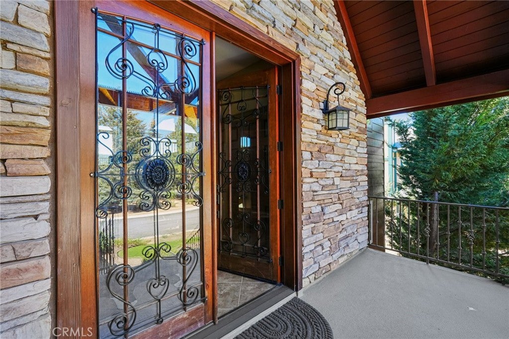 Big Bear Lake, California, 92315, United States, 6 Bedrooms Bedrooms, ,7 BathroomsBathrooms,Residential,Active,1945198