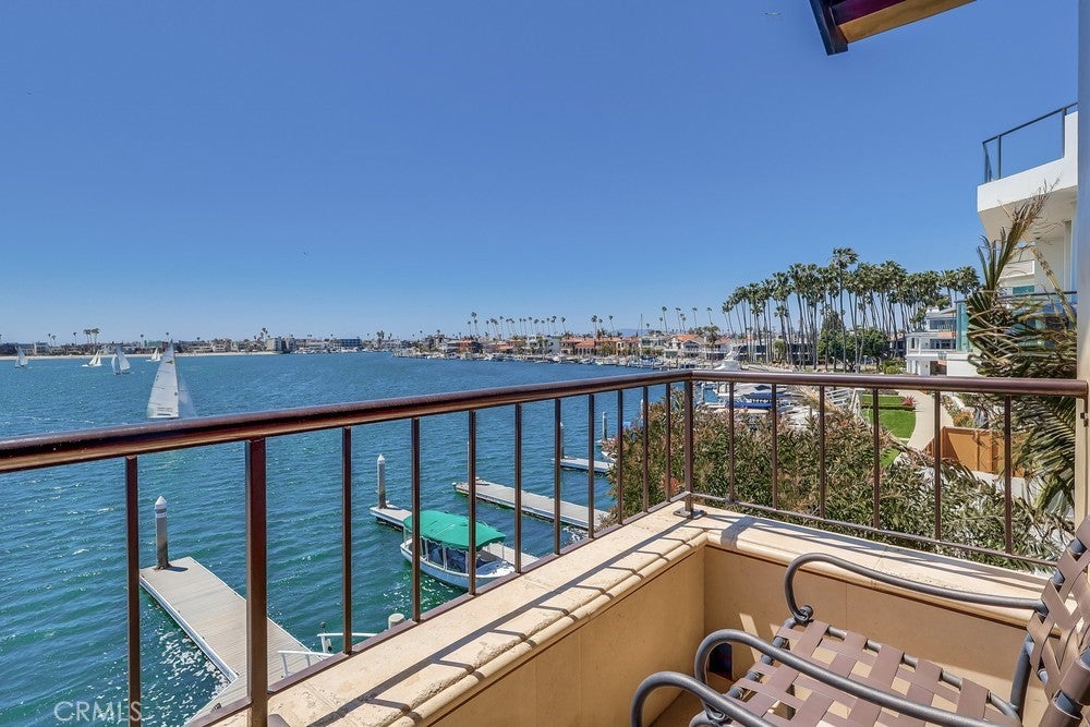 Long Beach, California, 90803, United States, 4 Bedrooms Bedrooms, ,4 BathroomsBathrooms,Residential,Active,1903219