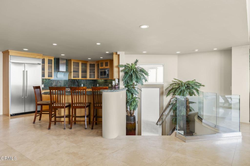 Oxnard, California, 93035, United States, 4 Bedrooms Bedrooms, ,3 BathroomsBathrooms,Residential,Active,1880193