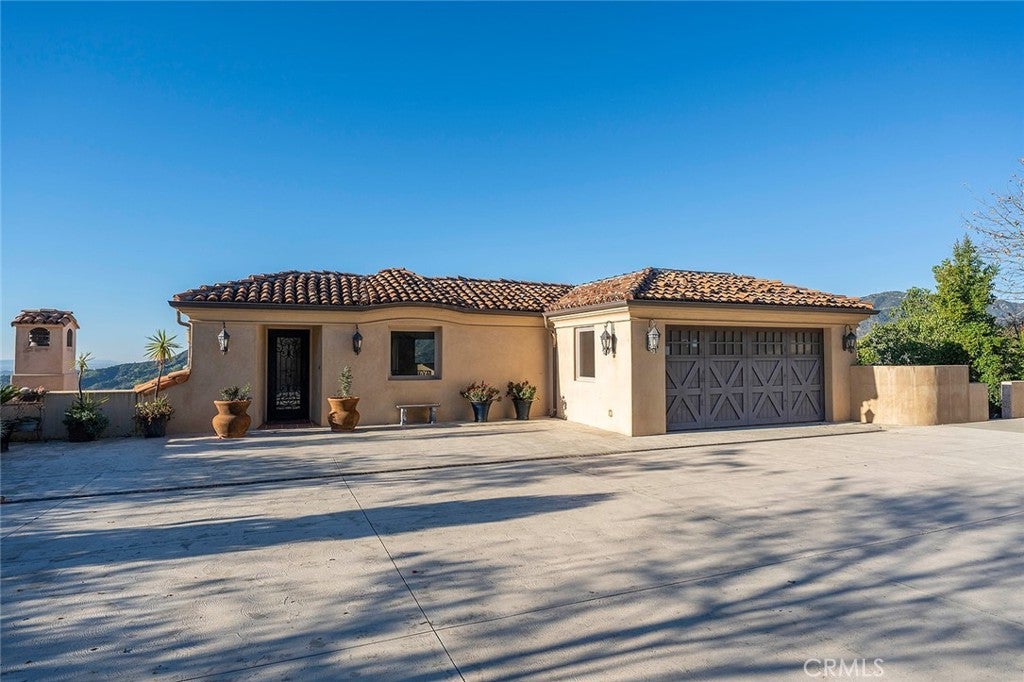 La Canada Flintridge, California, 91011, United States, 4 Bedrooms Bedrooms, ,5 BathroomsBathrooms,Residential,Active,2014608