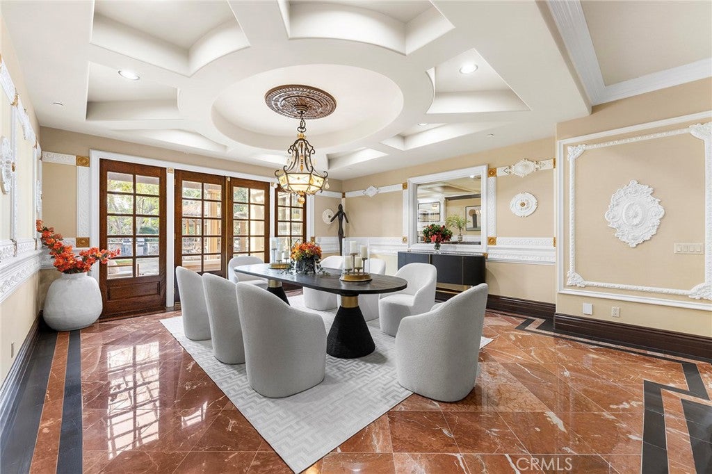 Arcadia, California, 91006, United States, 7 Bedrooms Bedrooms, ,9 BathroomsBathrooms,Residential,Active,1919404