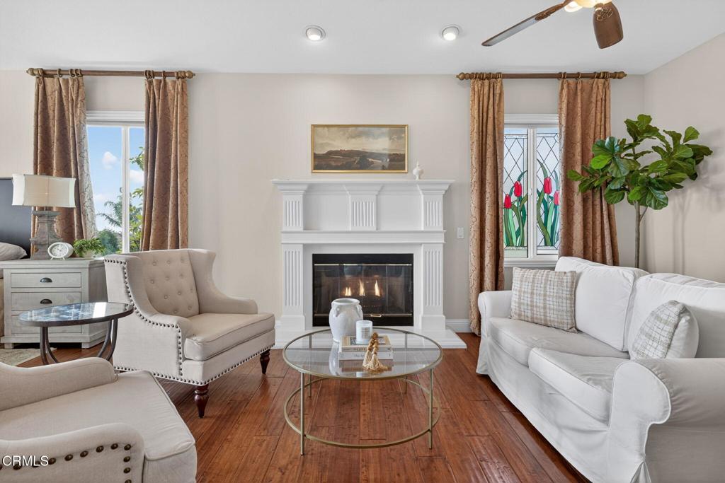 Camarillo, California, 93012, United States, 5 Bedrooms Bedrooms, ,6 BathroomsBathrooms,Residential,Active,2006970