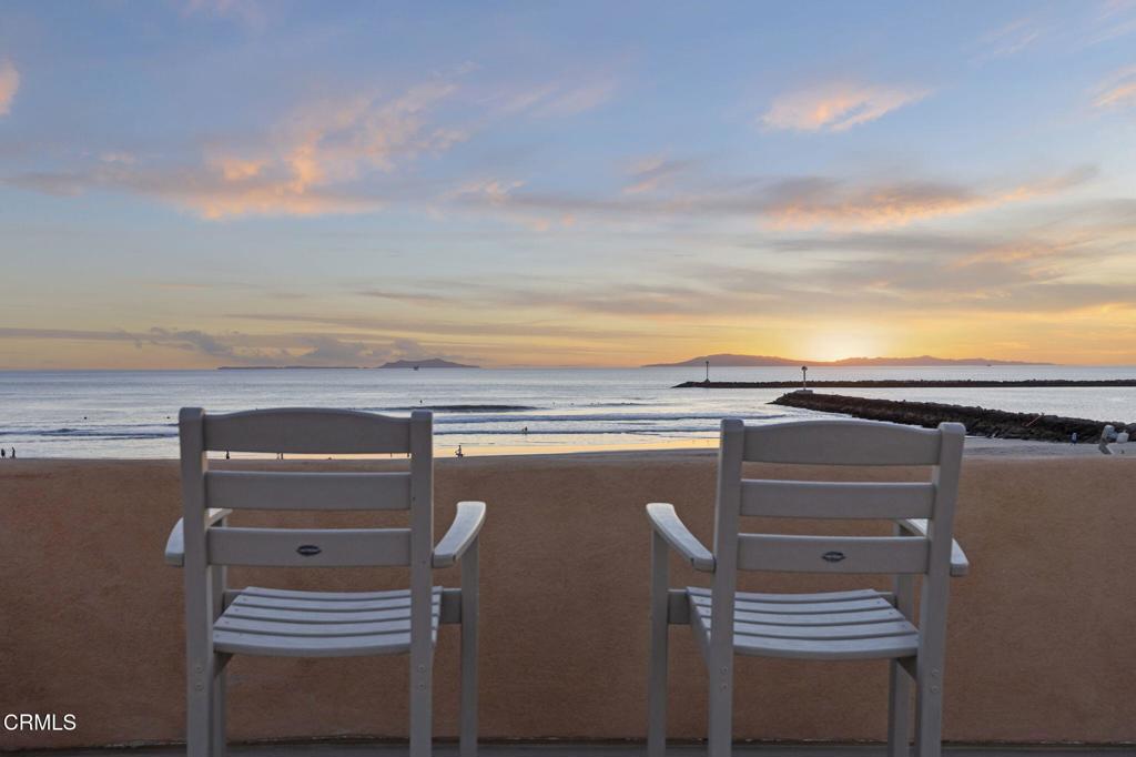 Oxnard, California, 93035, United States, 5 Bedrooms Bedrooms, ,5 BathroomsBathrooms,Residential,Active,2015816