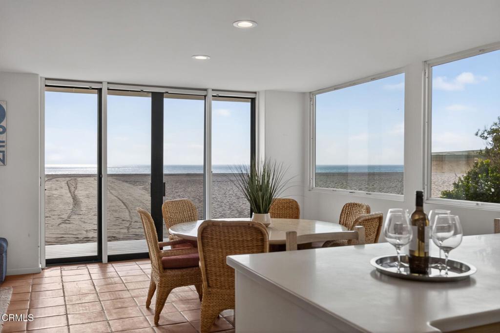 Oxnard, California, 93035, United States, 3 Bedrooms Bedrooms, ,3 BathroomsBathrooms,Residential,Active,1951816