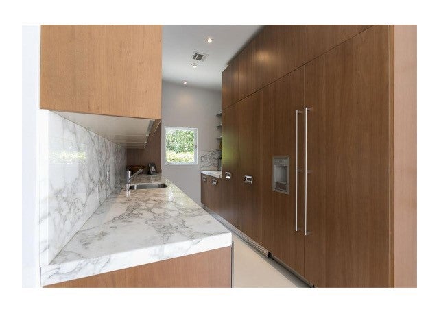 Pasadena, California, 91105, United States, 3 Bedrooms Bedrooms, ,3 BathroomsBathrooms,Residential,Active,2027742