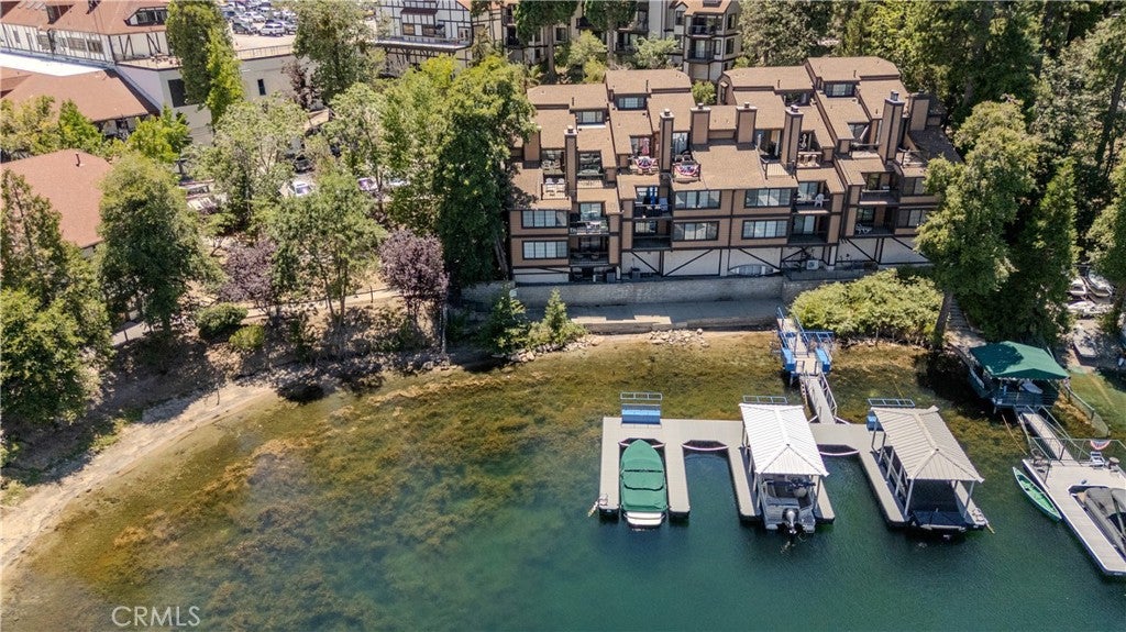 Lake Arrowhead, California, 92352, United States, 2 Bedrooms Bedrooms, ,3 BathroomsBathrooms,Residential,Active,1908134