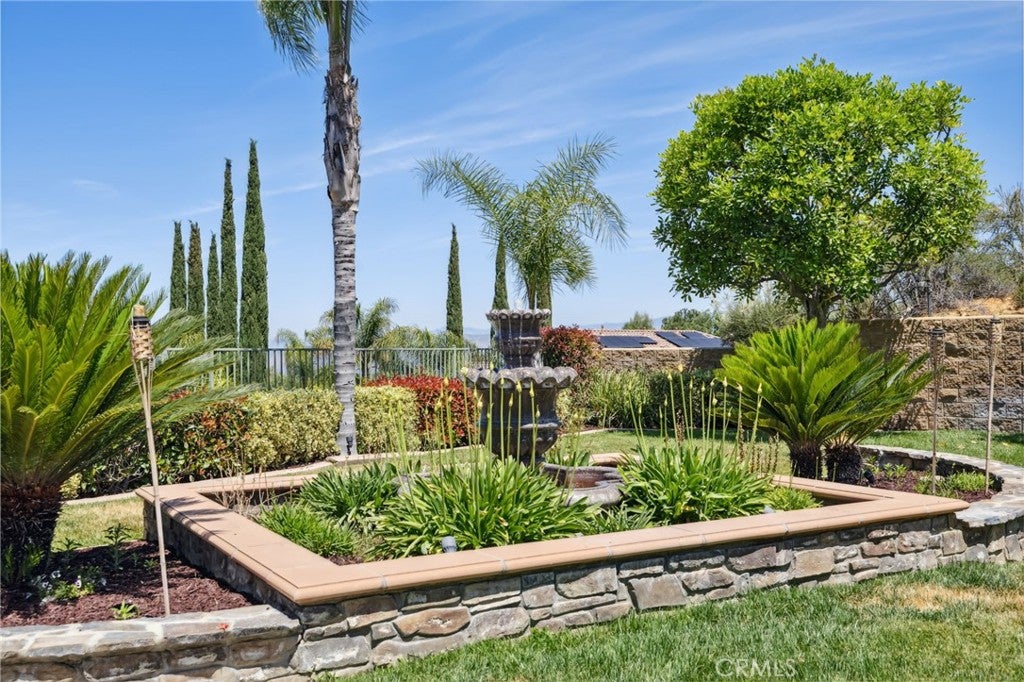 Yucaipa, California, 92399, United States, 4 Bedrooms Bedrooms, ,6 BathroomsBathrooms,Residential,Active,1858722