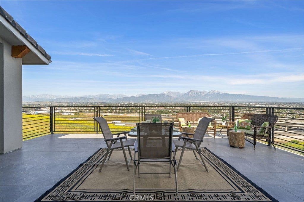 Chino Hills, California, 91709, United States, 5 Bedrooms Bedrooms, ,5 BathroomsBathrooms,Residential,Active,2030088