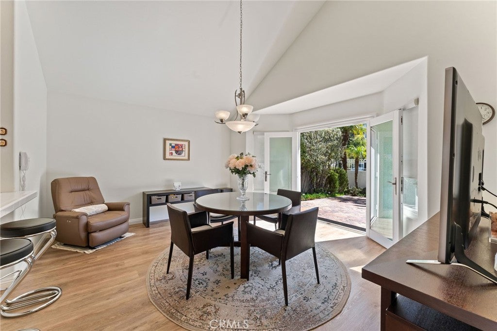 Irvine, California, 92603, United States, 4 Bedrooms Bedrooms, ,4 BathroomsBathrooms,Residential,Active,1986909