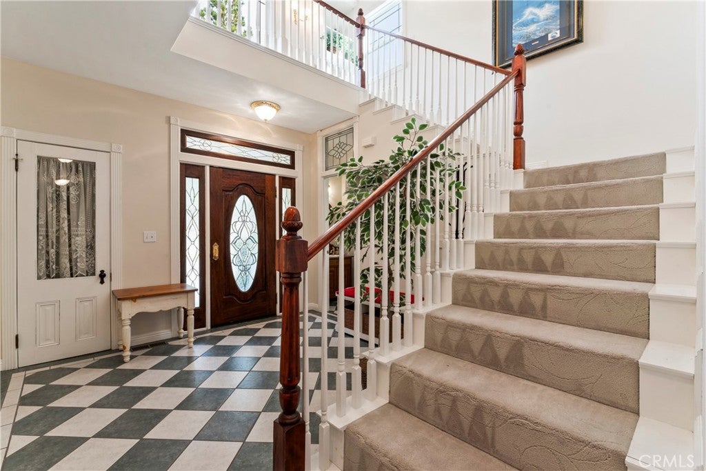 Lake Arrowhead, California, 92352, United States, 4 Bedrooms Bedrooms, ,4 BathroomsBathrooms,Residential,Active,2007295