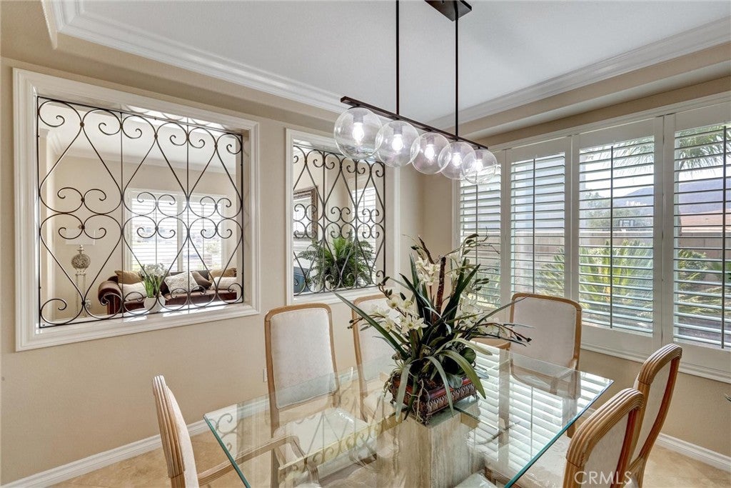 Murrieta, California, 92562, United States, 6 Bedrooms Bedrooms, ,5 BathroomsBathrooms,Residential,Active,1914833