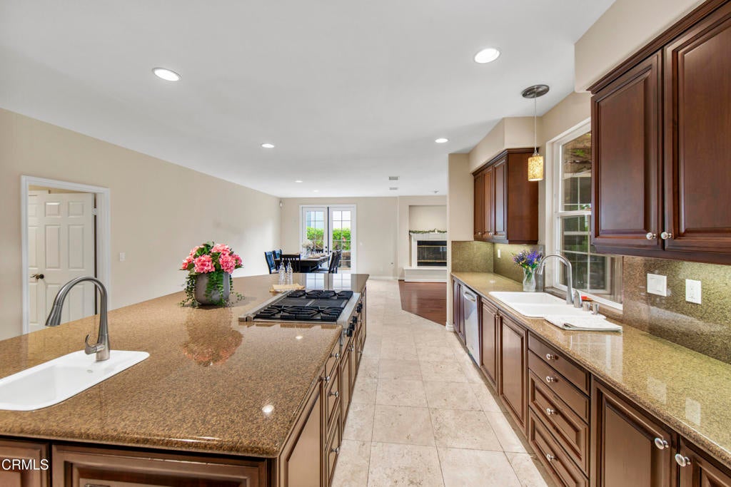 Newbury Park, California, 91320, United States, 5 Bedrooms Bedrooms, ,5 BathroomsBathrooms,Residential,Active,1914613