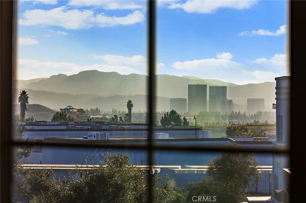 Irvine, California, 92618, United States, 3 Bedrooms Bedrooms, ,3 BathroomsBathrooms,Residential,Active,2006869